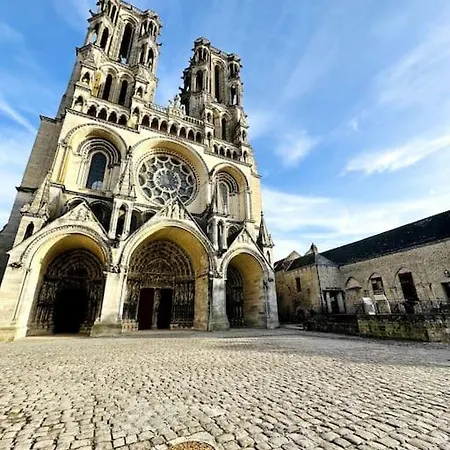 Appartamento Poplaon Avec Terrasse