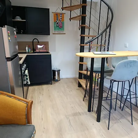 Poplaon Avec Terrasse *